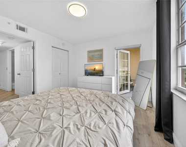 520 Se 5th Avenue - Photo Thumbnail 13