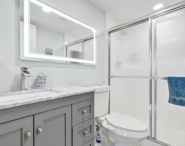 1008 Green Pine Boulevard - Photo Thumbnail 13