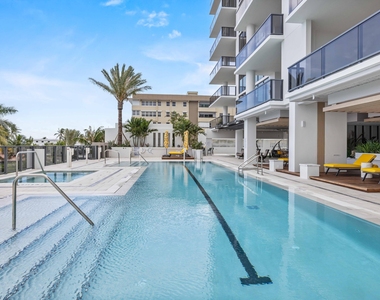 305 Briny Avenue - Photo Thumbnail 32