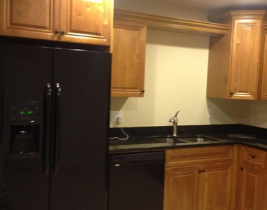 817 S B Street - Photo Thumbnail 6