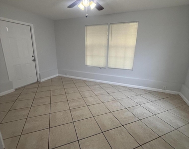 817 S B Street - Photo Thumbnail 13