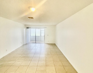 2521 Emory Drive W - Photo Thumbnail 12