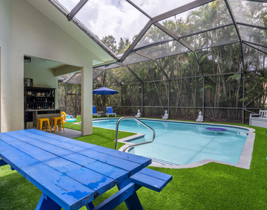 13823 Callington Drive - Photo Thumbnail 27