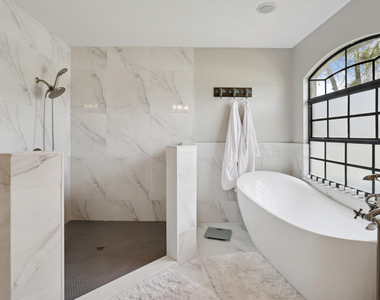 13823 Callington Drive - Photo Thumbnail 16