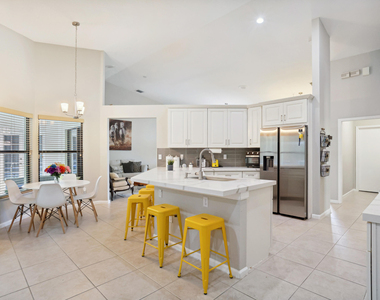 13823 Callington Drive - Photo Thumbnail 10