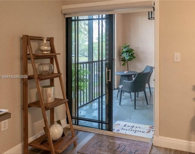2916 Tuscany Court - Photo Thumbnail 8