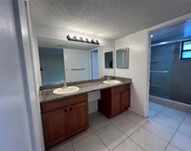 8040 Hampton Boulevard - Photo Thumbnail 43