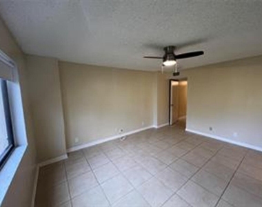8040 Hampton Boulevard - Photo Thumbnail 40
