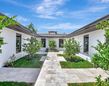1361 Se 4th Street - Photo Thumbnail 2