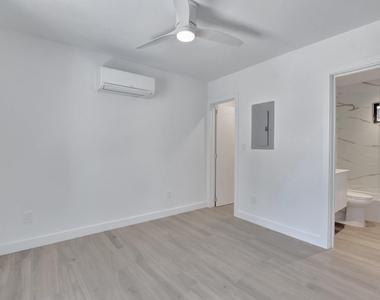 1361 Se 4th Street - Photo Thumbnail 17