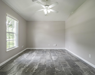 1456 25th Court Sw - Photo Thumbnail 5