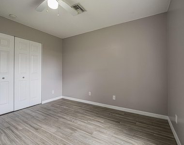1456 25th Court Sw - Photo Thumbnail 11