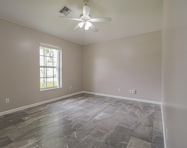 1456 25th Court Sw - Photo Thumbnail 6