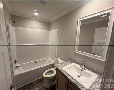 87 Gravel Hill Court - Photo Thumbnail 12