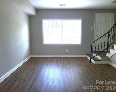 1308 Larkfield Lane - Photo Thumbnail 2