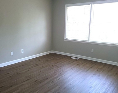 1308 Larkfield Lane - Photo Thumbnail 6