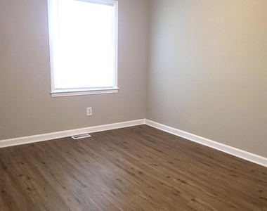 1308 Larkfield Lane - Photo Thumbnail 8