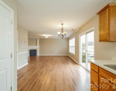 12850 Slade Castle Court - Photo Thumbnail 5