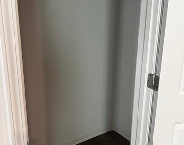119 Villa Lane - Photo Thumbnail 18