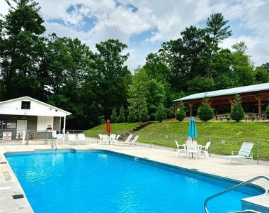 120 Barefoot Ridge Drive - Photo Thumbnail 15
