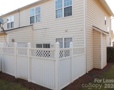 8488 Chaceview Court - Photo Thumbnail 18