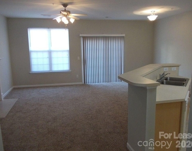 8488 Chaceview Court - Photo Thumbnail 3