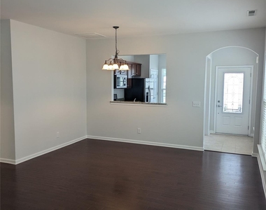 9015 Smokey Hill Lane - Photo Thumbnail 6