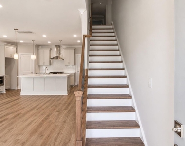 4638 Dogwood Place - Photo Thumbnail 2