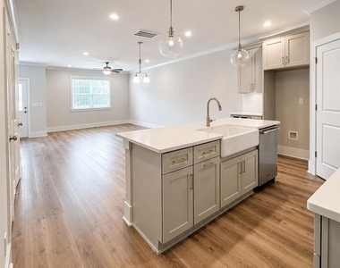 4634 Dogwood Place - Photo Thumbnail 3