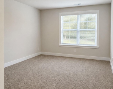 4630 Dogwood Place - Photo Thumbnail 14