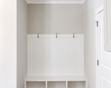 4630 Dogwood Place - Photo Thumbnail 7