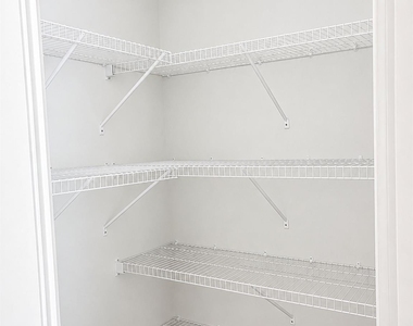 4630 Dogwood Place - Photo Thumbnail 6