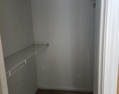 2411 Celosia Drive - Photo Thumbnail 9