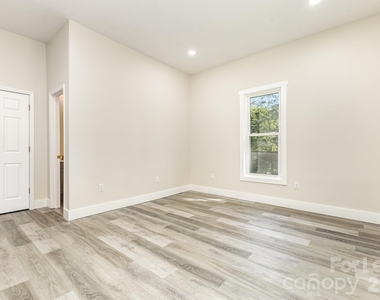 1205 S Lafayette Street - Photo Thumbnail 11