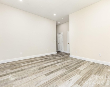 1205 S Lafayette Street - Photo Thumbnail 12