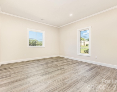 1205 S Lafayette Street - Photo Thumbnail 5