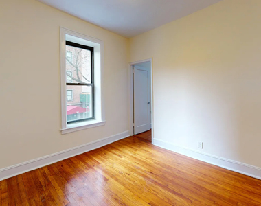  East 38th Street - Photo Thumbnail 2