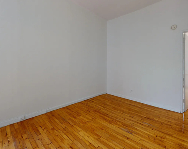 East 93rd Street - Photo Thumbnail 4