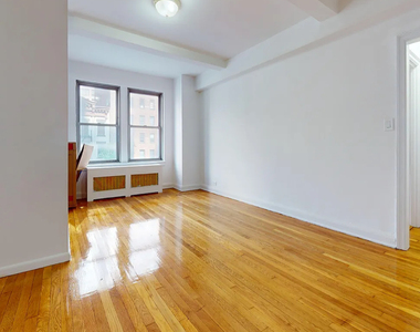 East 38th Street - Photo Thumbnail 3