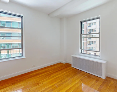 East 38th street  - Photo Thumbnail 5