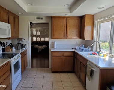 34010 Village 34 - Photo Thumbnail 10