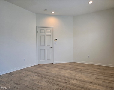 12914 Agustin Place - Photo Thumbnail 25