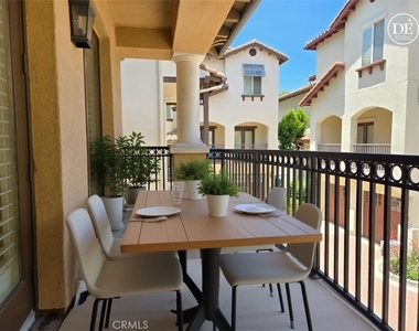 12914 Agustin Place - Photo Thumbnail 10