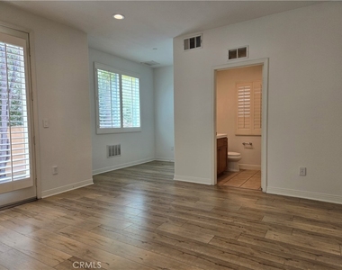 12914 Agustin Place - Photo Thumbnail 15
