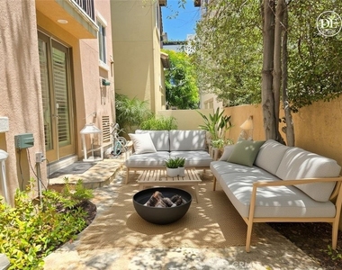 12914 Agustin Place - Photo Thumbnail 29