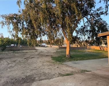 4333 Hillside Drive - Photo Thumbnail 5