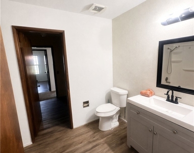 4333 Hillside Drive - Photo Thumbnail 4