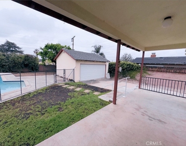 836 E Whitcomb - Photo Thumbnail 22