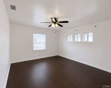 836 E Whitcomb - Photo Thumbnail 13