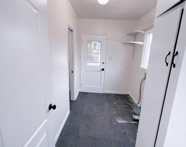 836 E Whitcomb - Photo Thumbnail 20